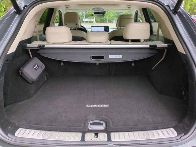 Used 2023 Genesis GV70 3.5T Sport w/ Sport Prestige Package AWD/4WD image 13