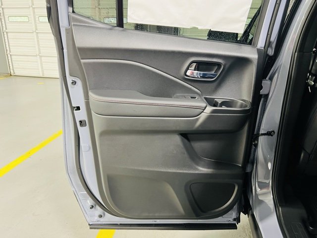 New 2026 Honda Ridgeline Black Edition image 29