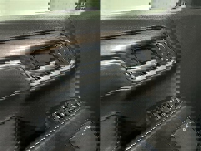 Certified 2022 Chevrolet Silverado 1500 LTZ w/ LTZ Premium Package image 24