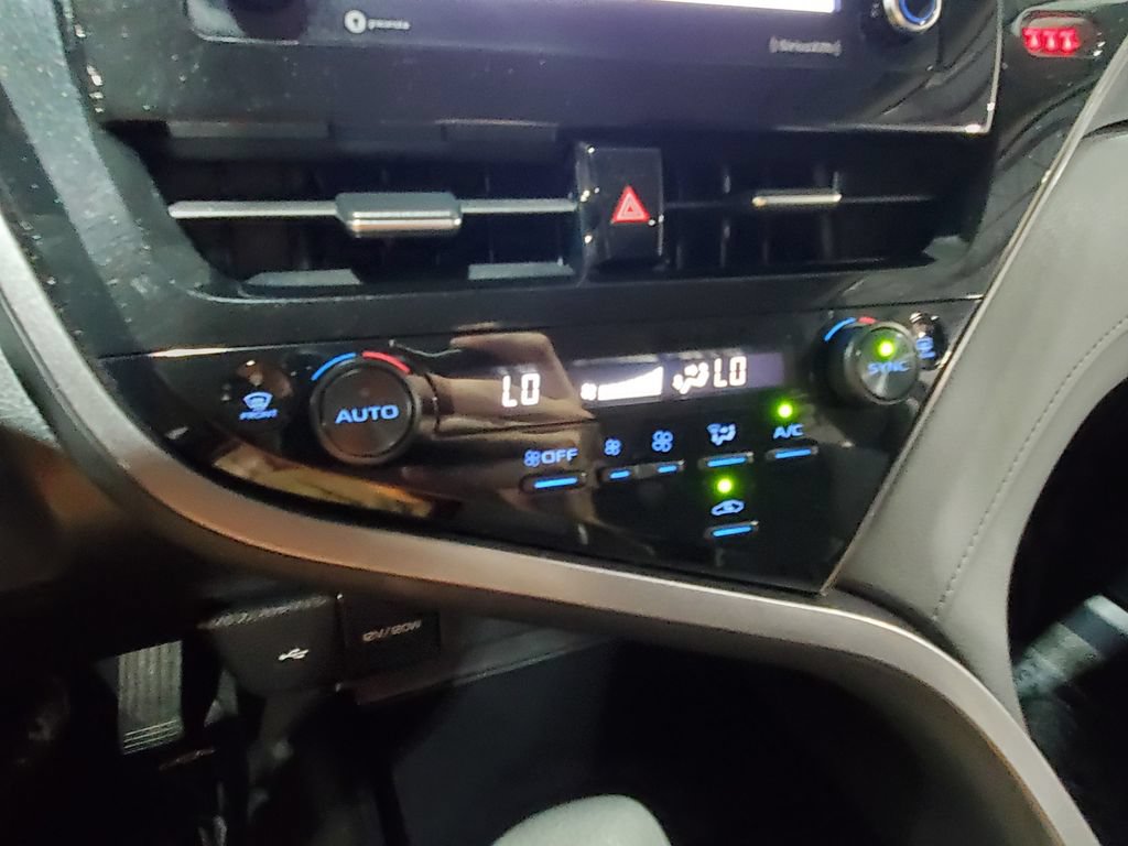 Used 2024 Toyota Camry LE FWD image 29