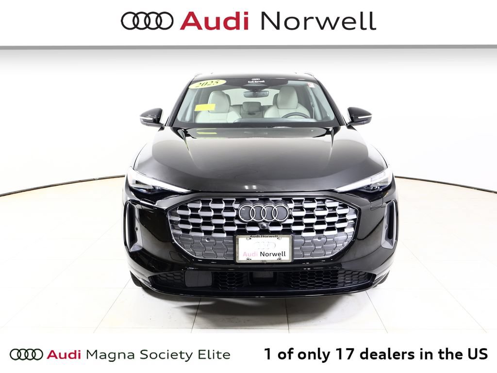 Used 2025 Audi Q5 Premium AWD/4WD image 11