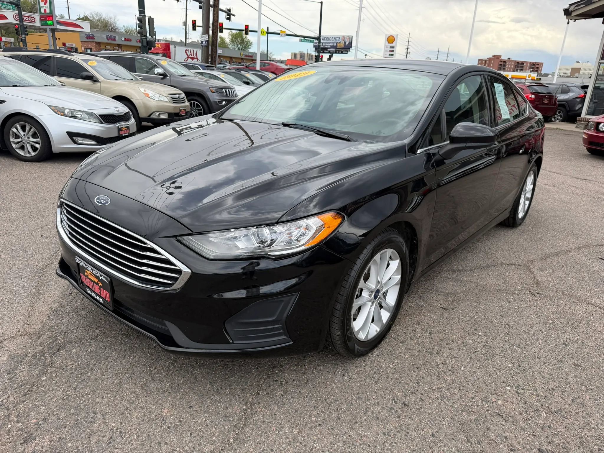 Used 2019 Ford Fusion SE image 4