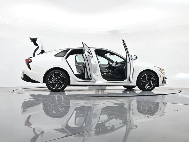 Used 2025 Kia K5 GT-Line FWD image 53