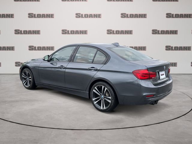 Used 2018 BMW 330i xDrive Sedan AWD/4WD image 2