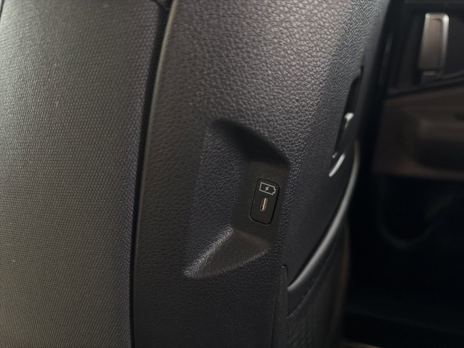 New 2026 Kia Carnival LX image 15