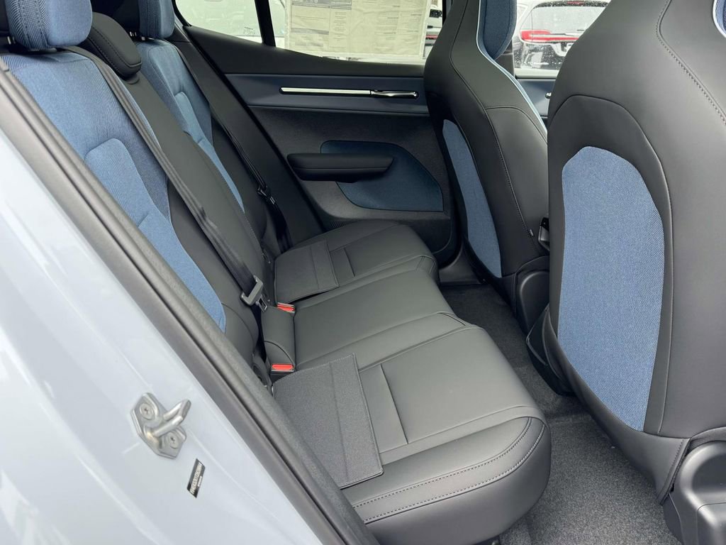 New 2026 Volvo EX30 Plus w/ Climate Package image 13