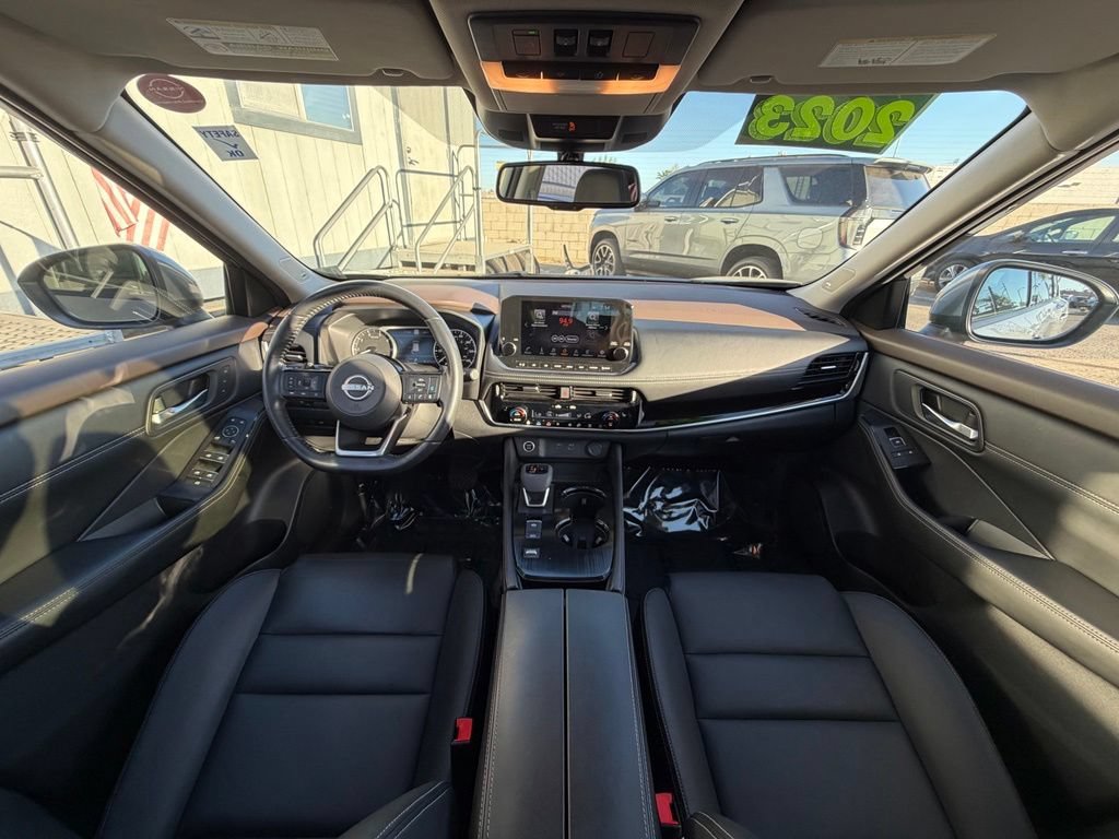 Certified 2023 Nissan Rogue SL w/ SL Premium Package FWD image 15