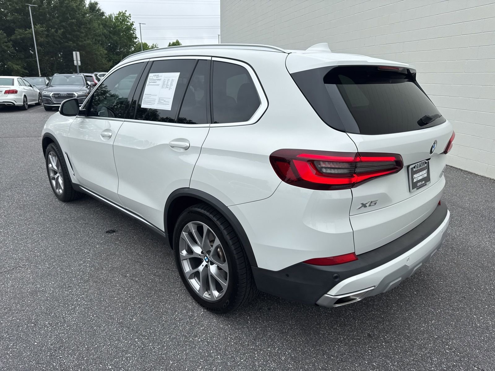 Used 2023 BMW X5 xDrive40i w/ Premium Package AWD/4WD image 5
