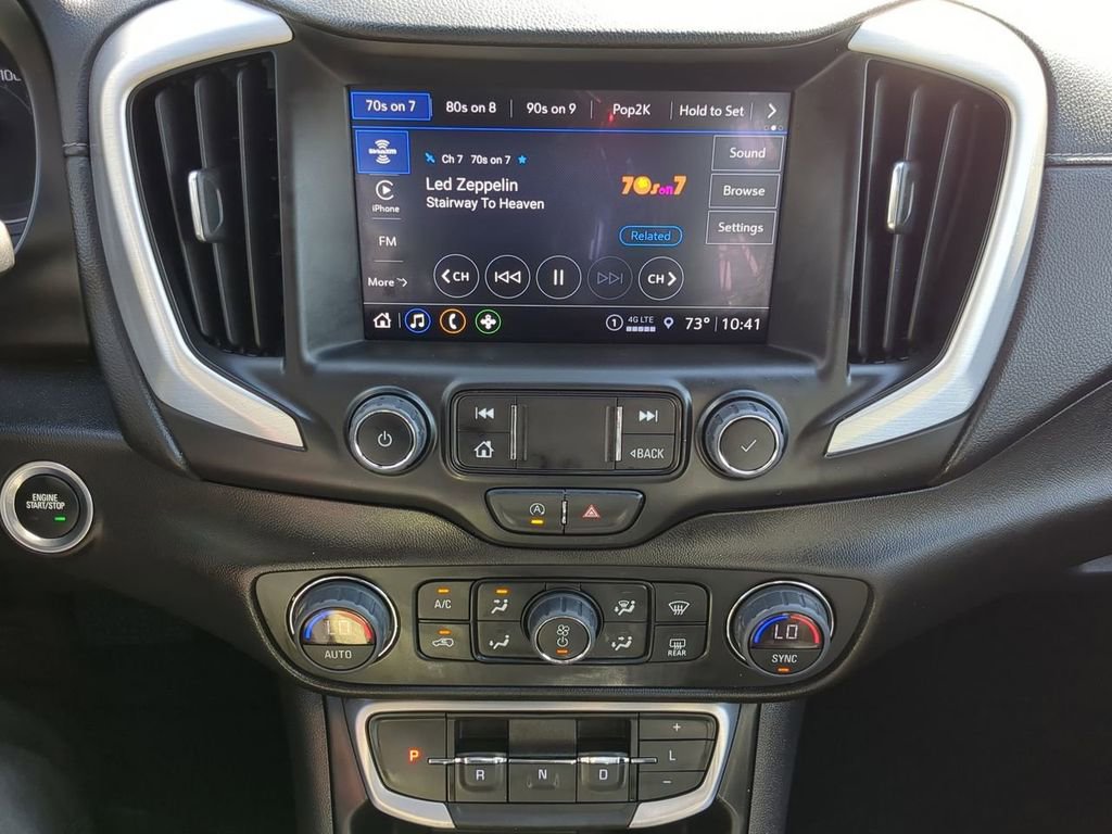 Used 2024 GMC Terrain SLT image 22