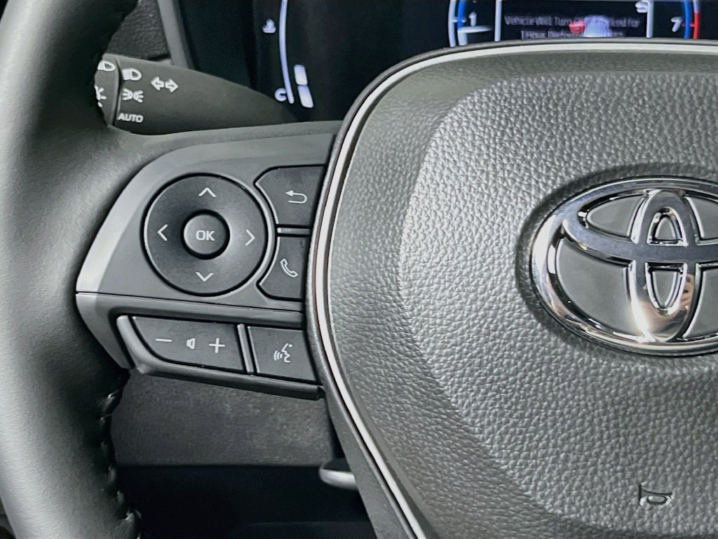 New 2026 Toyota Corolla Cross LE FWD image 18