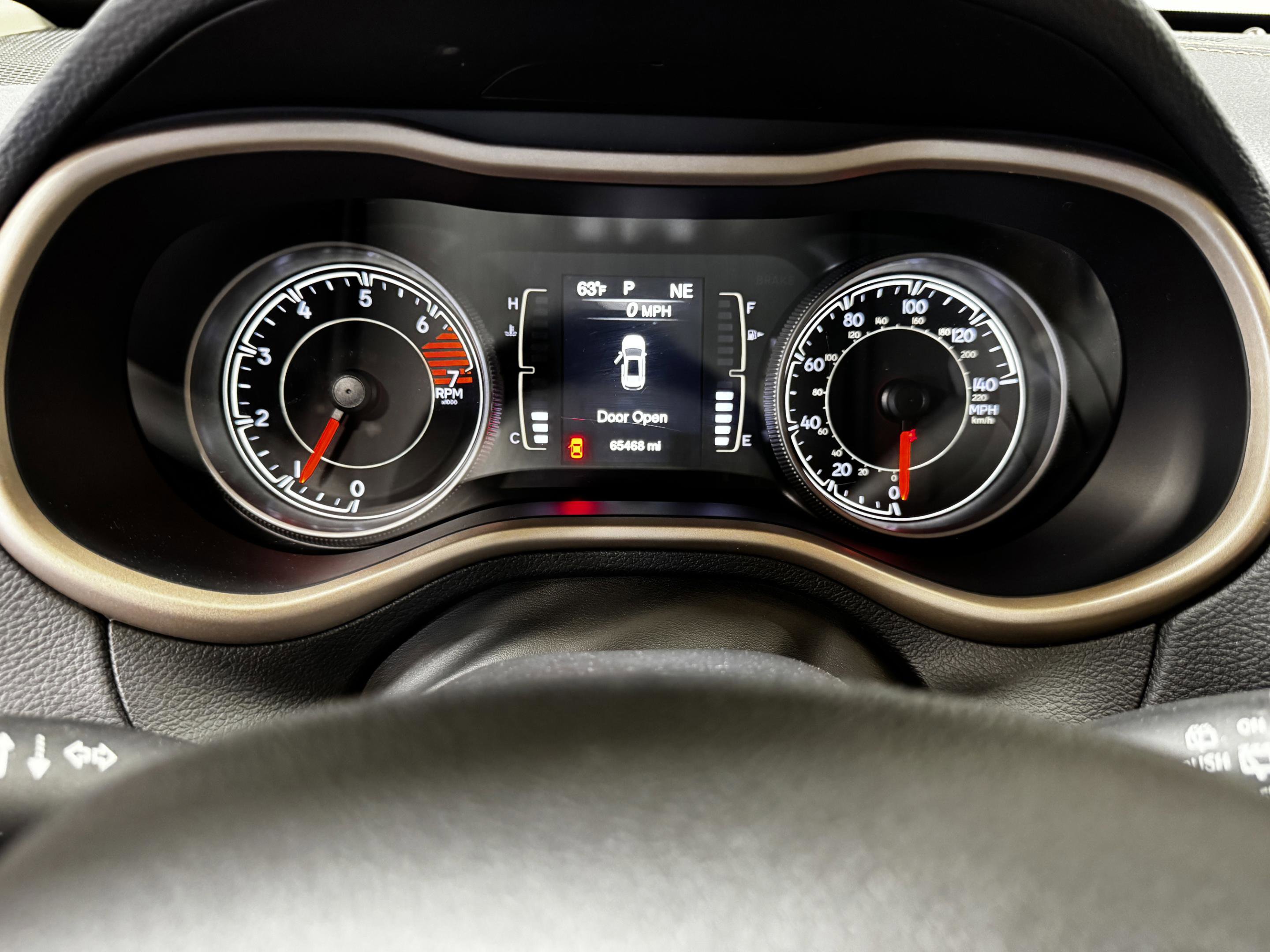 Used 2017 Jeep Cherokee Latitude w/ Safety/Convenience Group FWD image 37