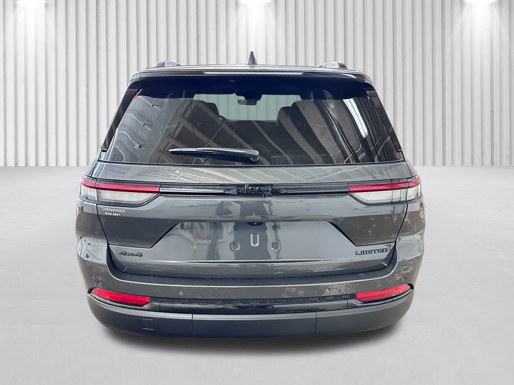 New 2025 Jeep Grand Cherokee Limited w/ Black Appearance Package image 6