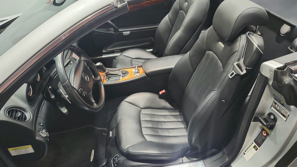 Used 2007 Mercedes-Benz SL 55 AMG image 8
