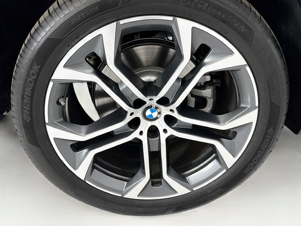 Used 2026 BMW X5 sDrive40i w/ Parking Assistance Package RWD image 32