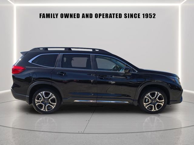 Certified 2025 Subaru Ascent Limited w/ Popular Package #1 image 2