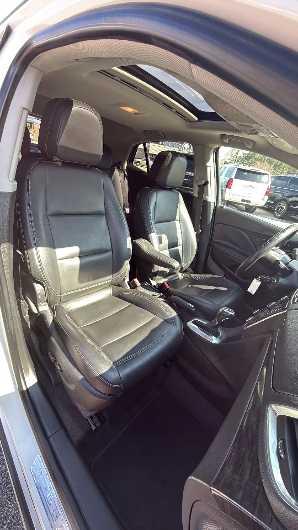 Used 2015 Buick Encore Premium w/ Experience Buick Package image 35