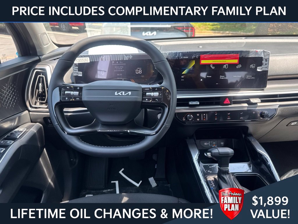 New 2026 Kia Sorento LX FWD image 2