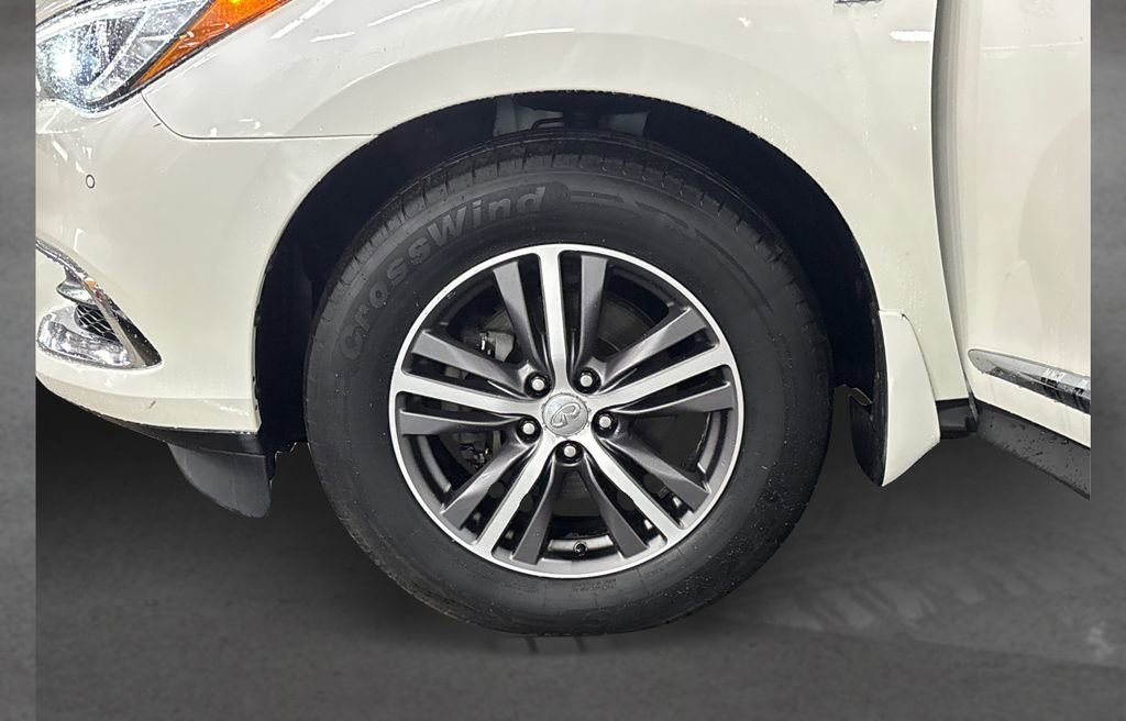 Used 2019 INFINITI QX60 Luxe w/ Essential Package image 14