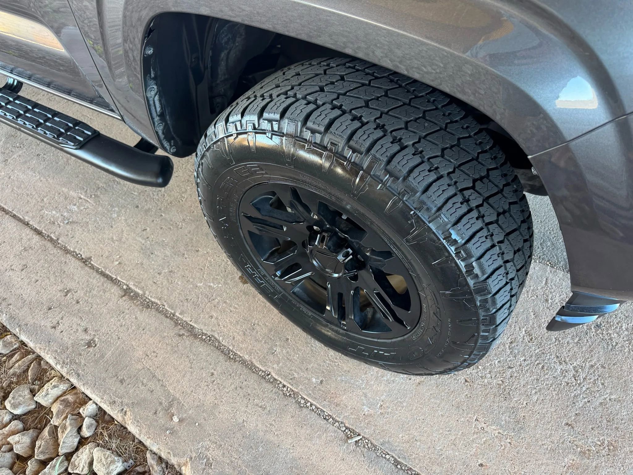 Used 2020 Toyota Tacoma SR image 27