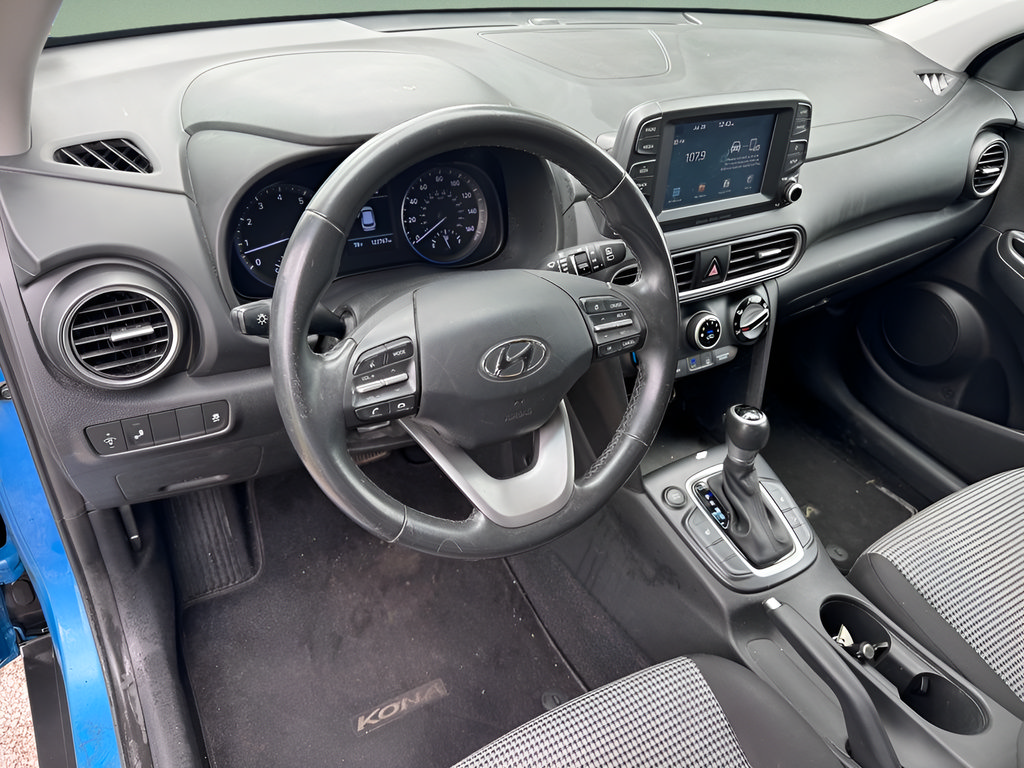 Used 2018 Hyundai Kona SEL FWD image 18