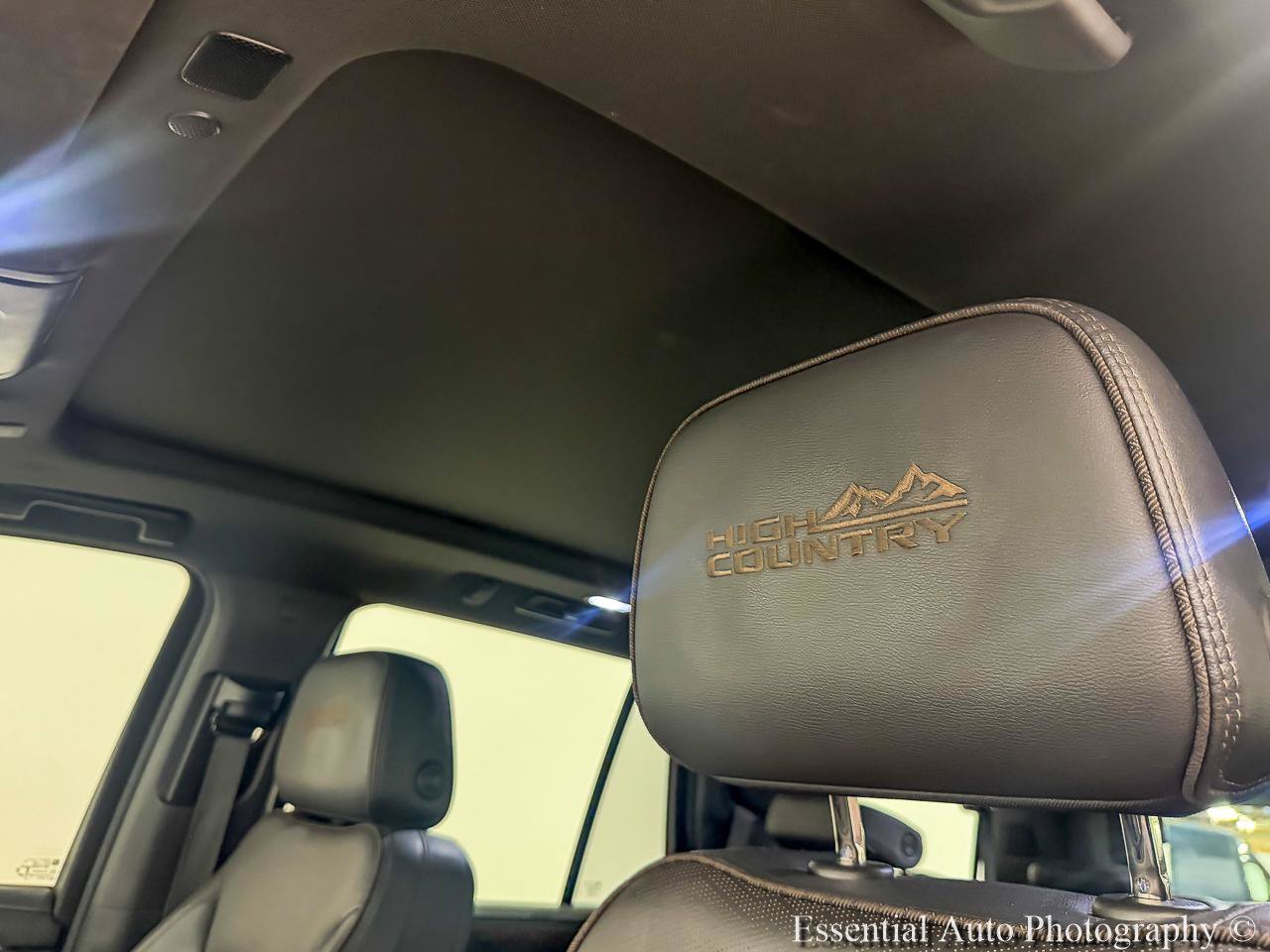 Used 2021 Chevrolet Tahoe High Country AWD/4WD image 9