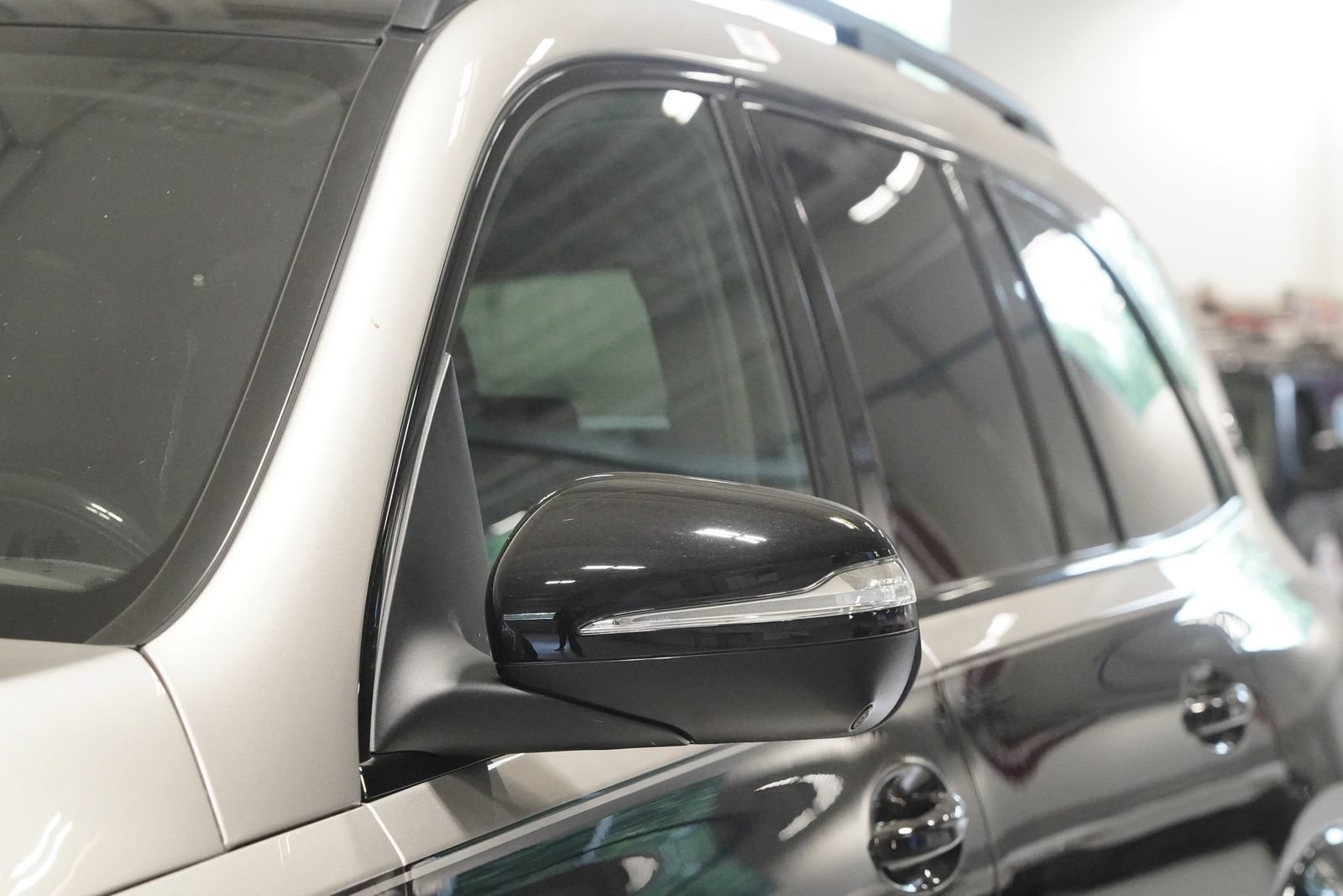 New 2026 Mercedes-Benz Maybach GLS 600 4MATIC image 9