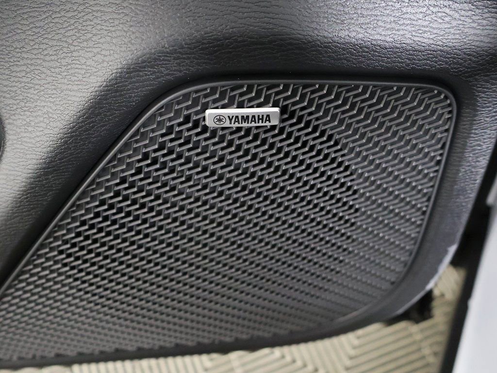 New 2026 Mitsubishi Outlander AWD image 40