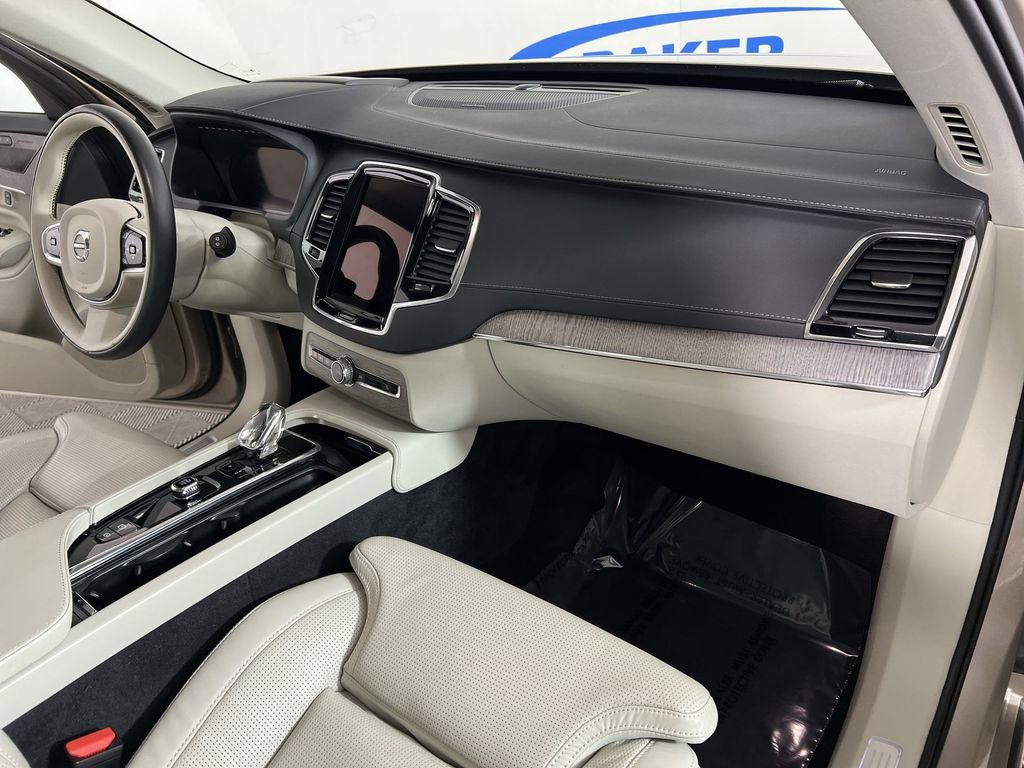 Used 2023 Volvo XC90 B6 Ultimate AWD/4WD image 31