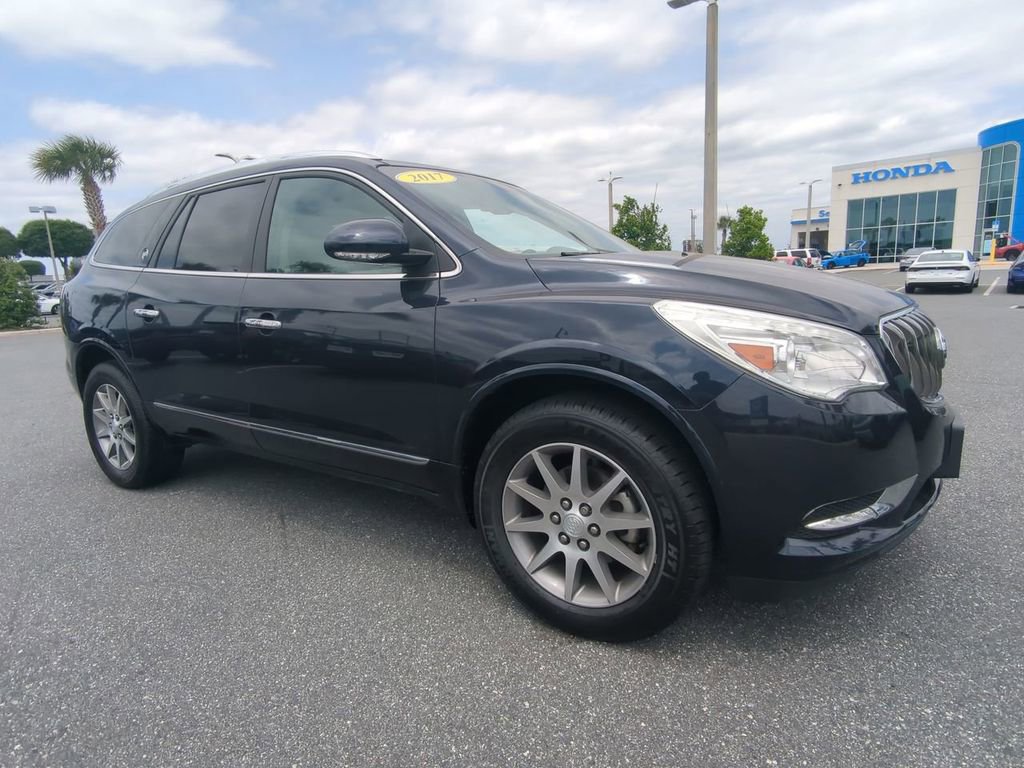 Used 2017 Buick Enclave Leather image 1