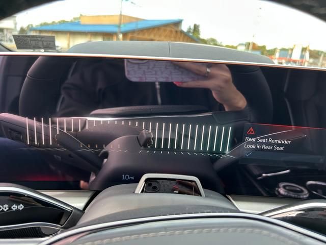 New 2026 Cadillac Lyriq V w/ Exterior Carbon Fiber Package image 20