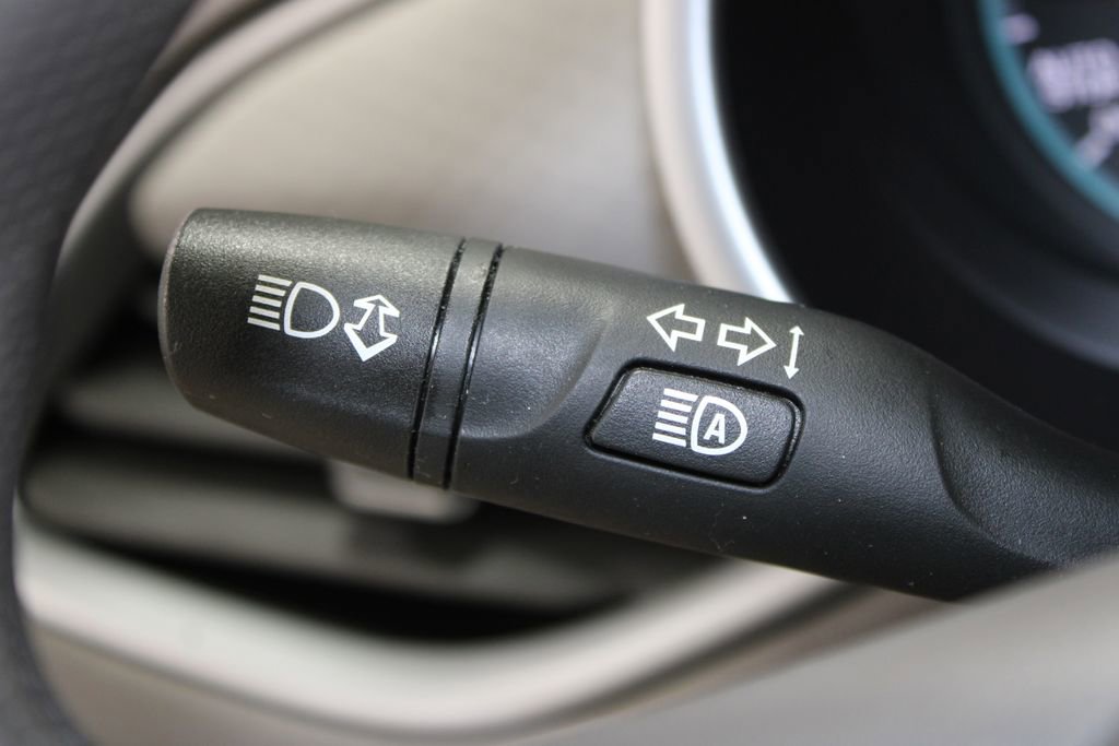 Used 2024 Chevrolet Malibu LT image 31