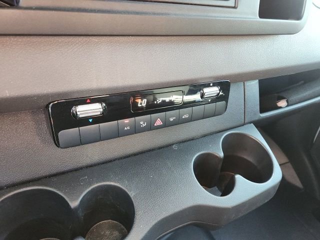 Used 2024 Mercedes-Benz Sprinter 2500 image 32