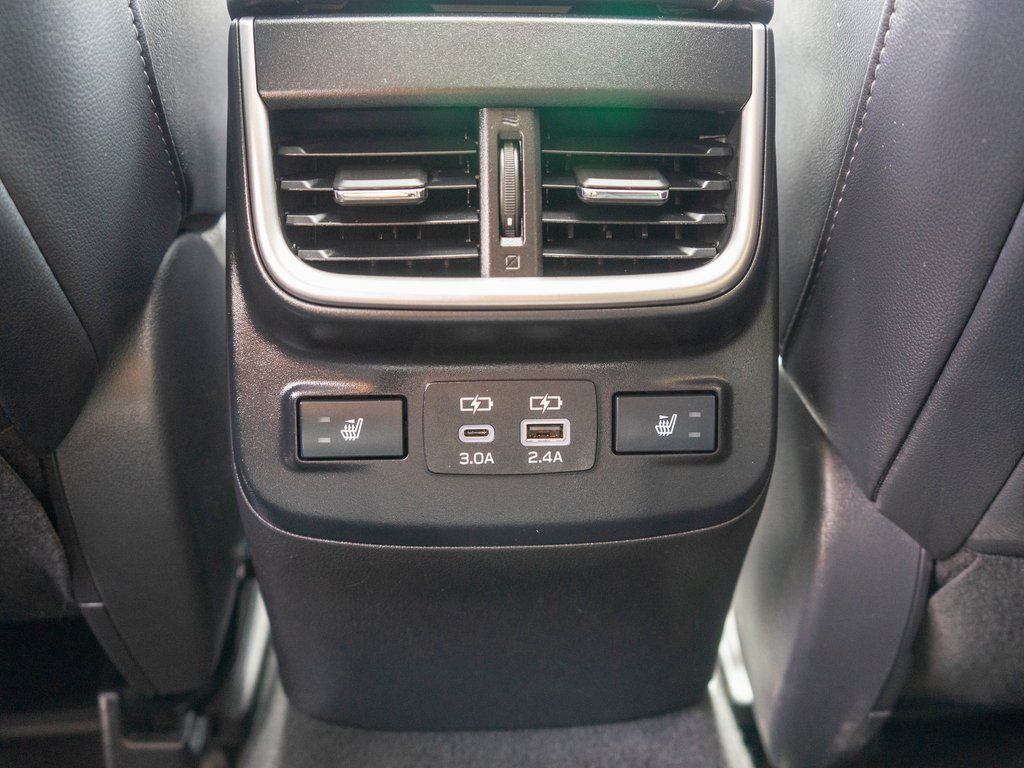 Used 2023 Subaru Outback Touring image 14