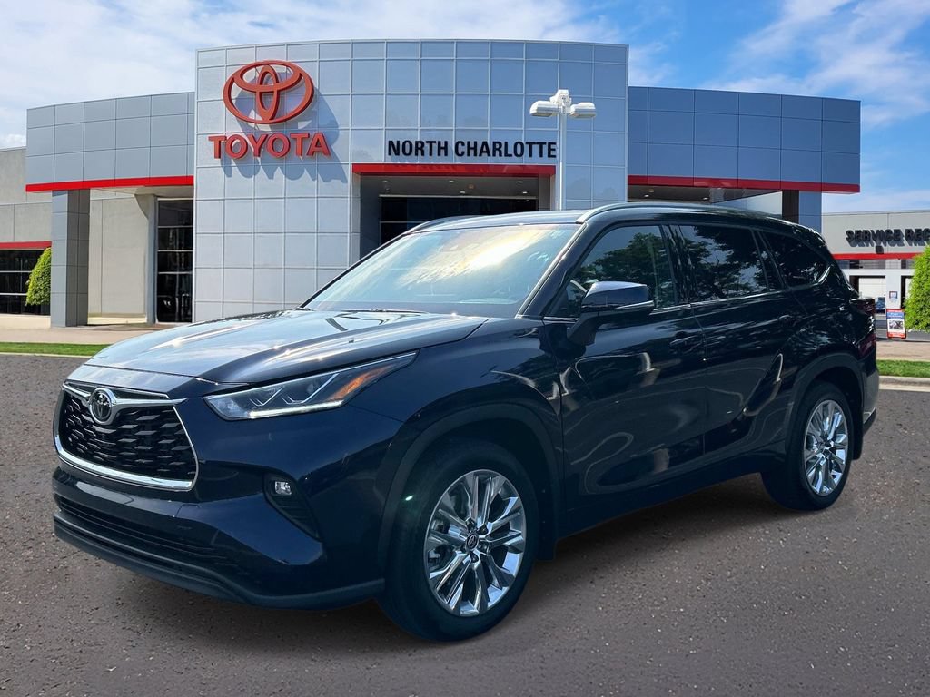 New 2026 Toyota Highlander Limited AWD/4WD image 4