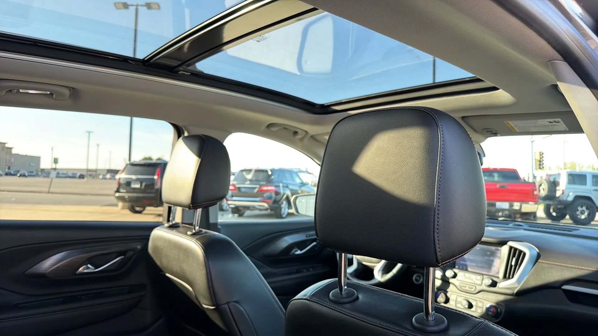 Used 2018 GMC Terrain SLT w/ Preferred Package AWD/4WD image 68