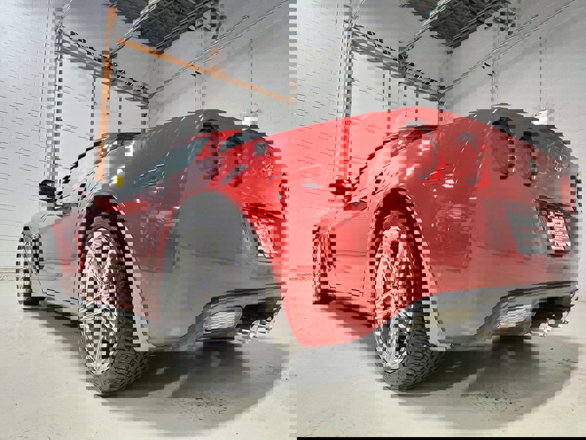 Used 2012 Chevrolet Corvette Grand Sport w/ 3LT Preferred Equipment Group image 17