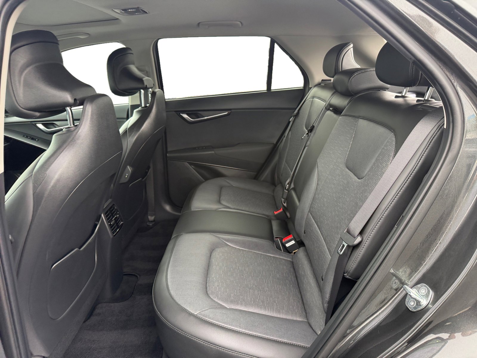 Used 2023 Kia Niro Wave w/ Wave Preserve Package FWD image 16