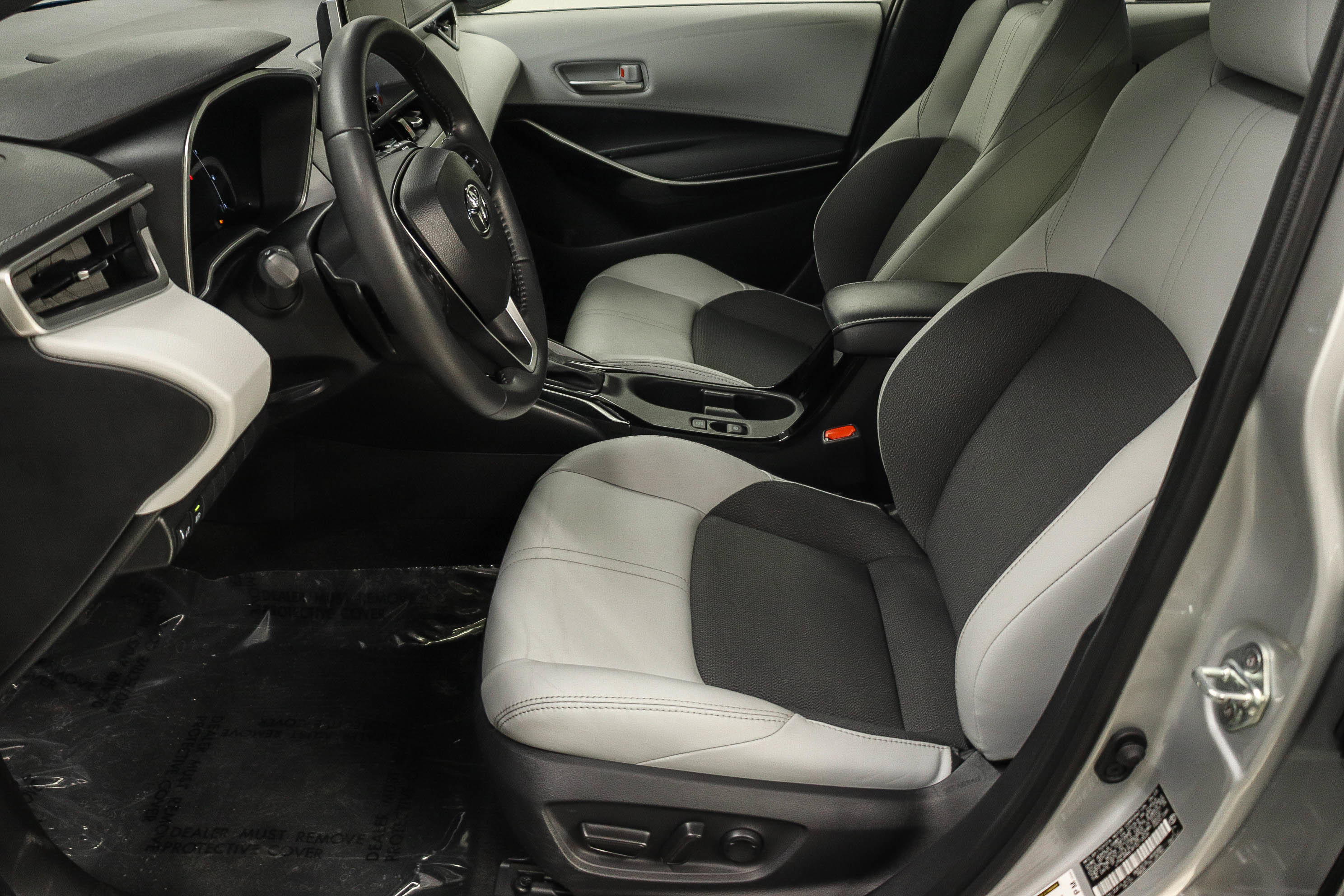 Used 2023 Toyota Corolla XSE FWD image 16