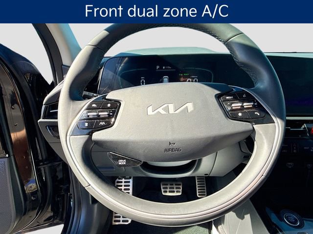 Certified 2023 Kia Niro EX Touring image 14