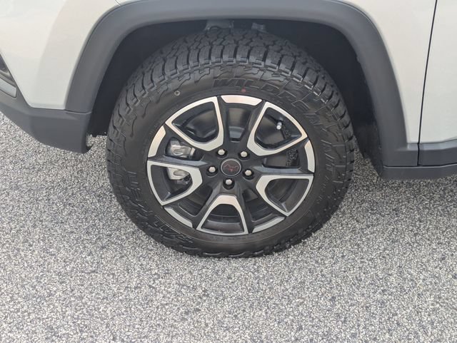 New 2026 Jeep Compass Trailhawk AWD/4WD image 10