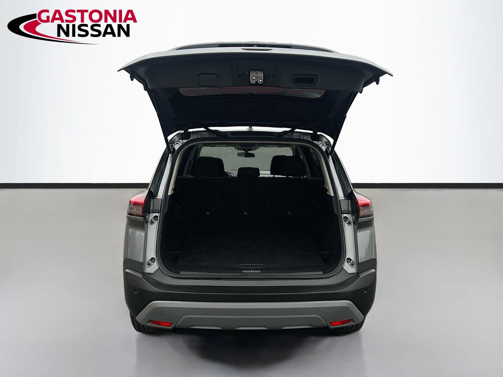 Used 2023 Nissan Rogue SL w/ SL Premium Package image 34