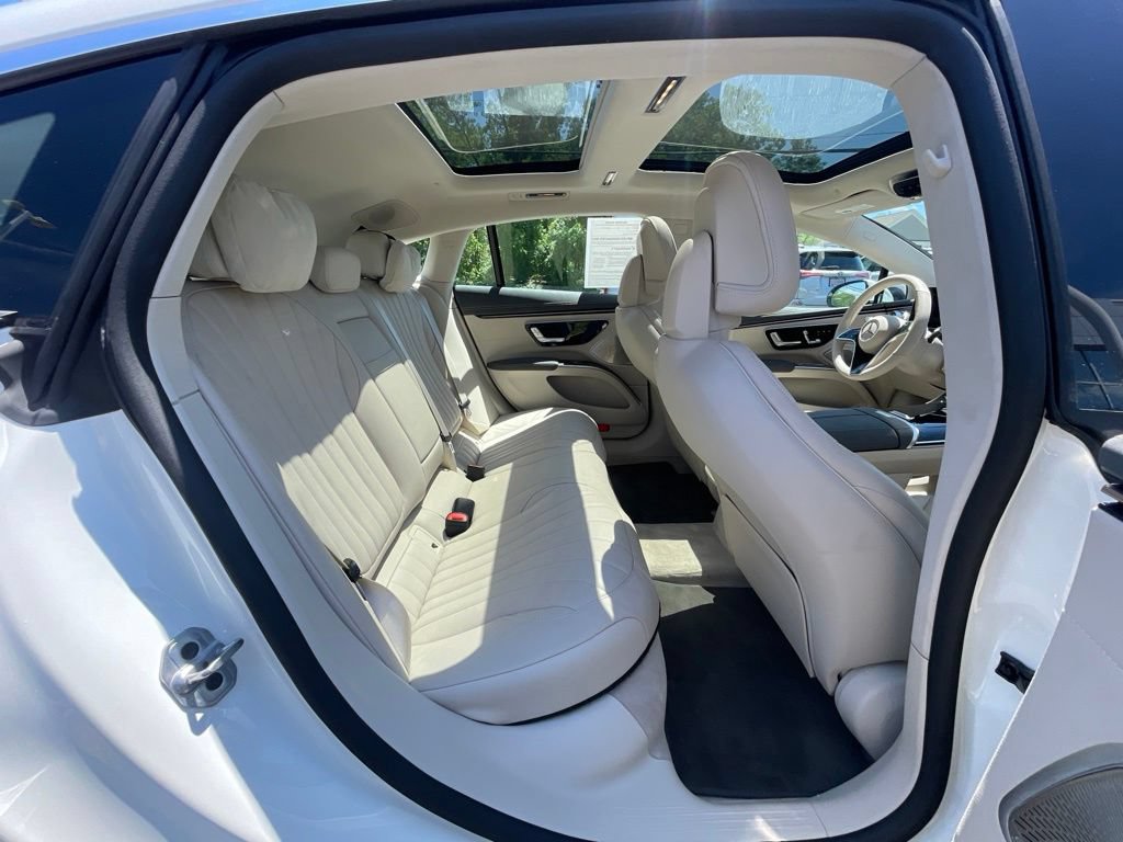 Used 2022 Mercedes-Benz EQS 450+ Sedan image 21