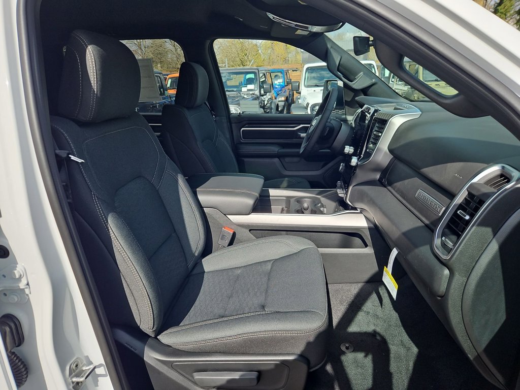 New 2026 RAM 1500 Big Horn AWD/4WD image 16