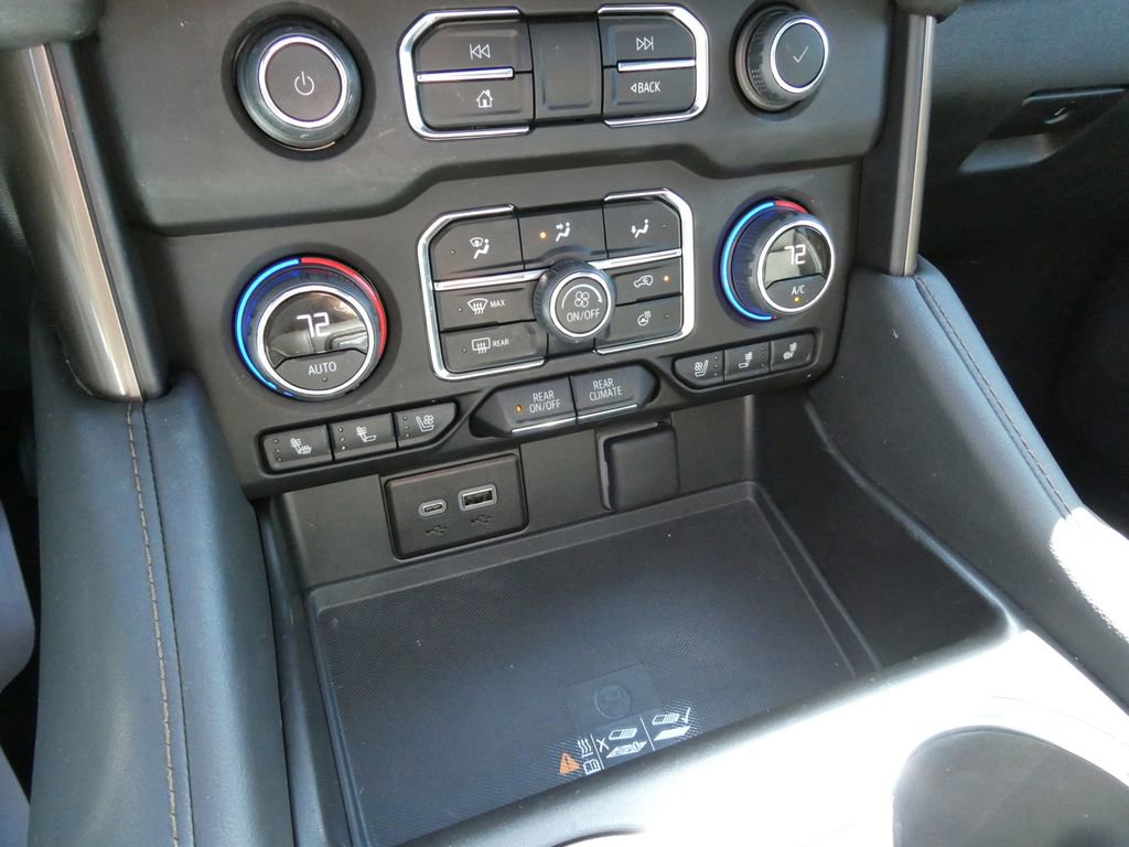 Certified 2024 Chevrolet Tahoe High Country w/ Advanced Technology Package AWD/4WD image 32