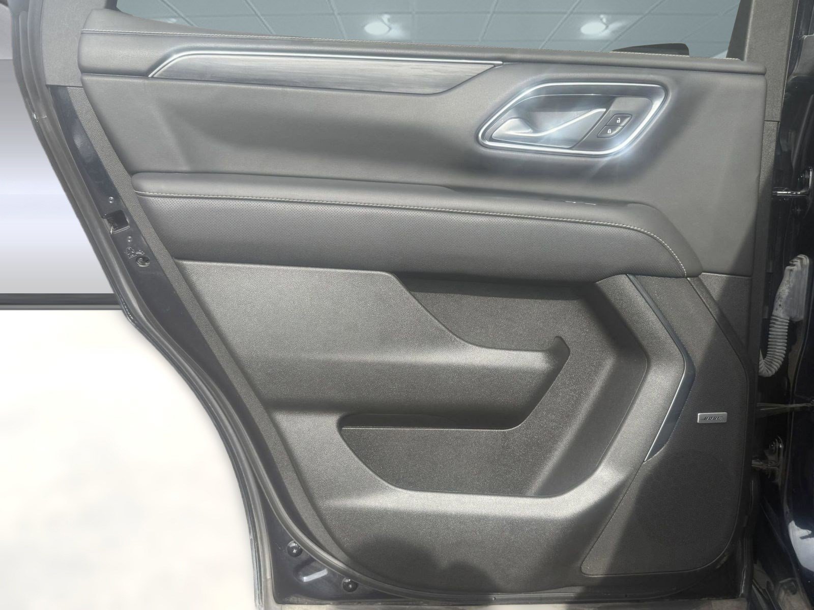 Used 2022 GMC Yukon SLT AWD/4WD image 32