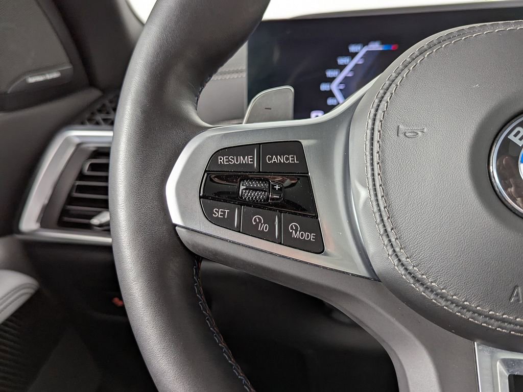 Used 2026 BMW X5 M60i image 28