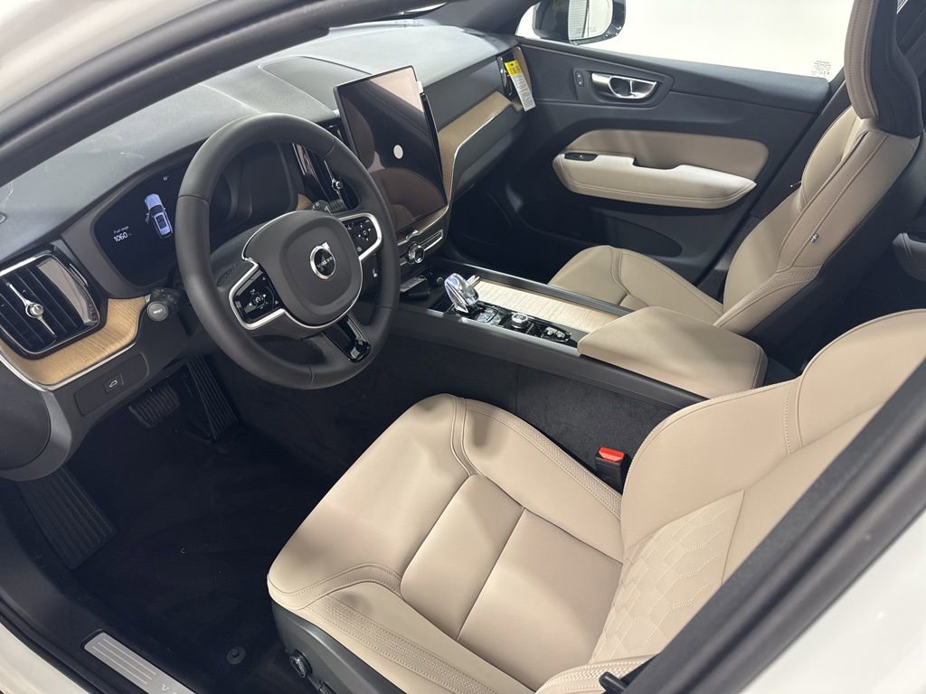 New 2026 Volvo XC60 B5 Plus w/ Protection Package Premier AWD/4WD image 18