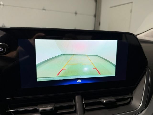 New 2026 Chevrolet Trax LT w/ Driver Confidence Package FWD image 18