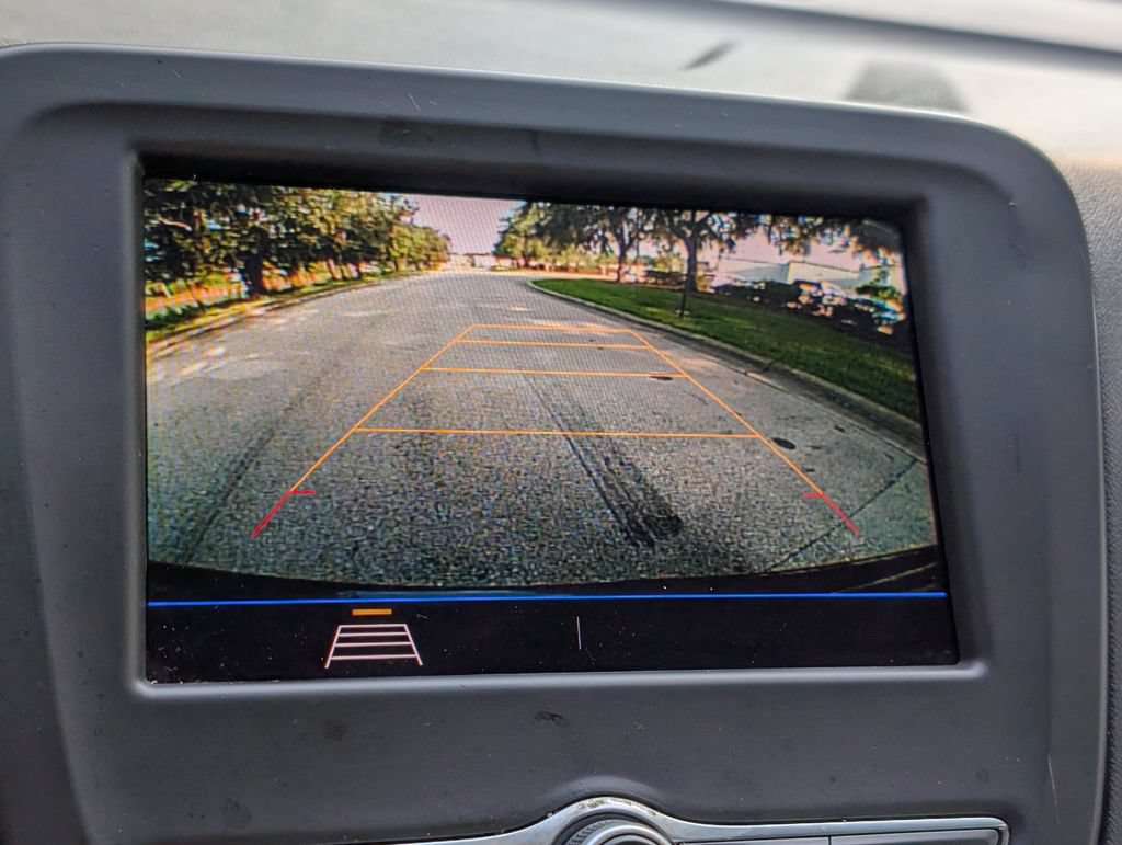 Used 2020 Chevrolet Equinox LT w/ LPO, Floor Liner Package AWD/4WD image 23