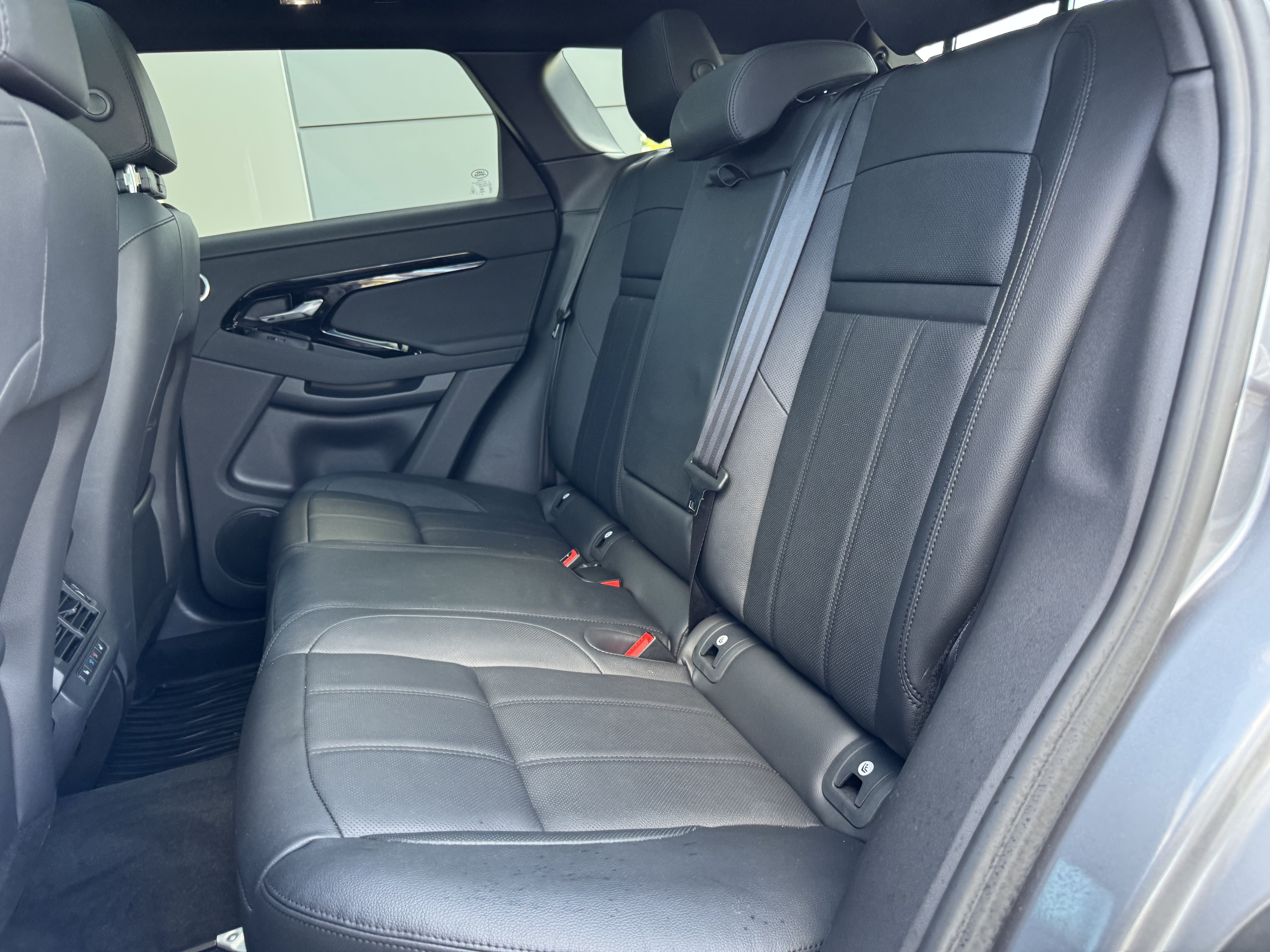 Certified 2024 Land Rover Range Rover Evoque S AWD/4WD image 27